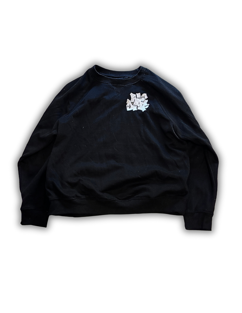 BLACK CREWNECK PULL